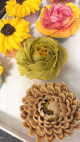 Floral Cupcakes (Edible Art)
